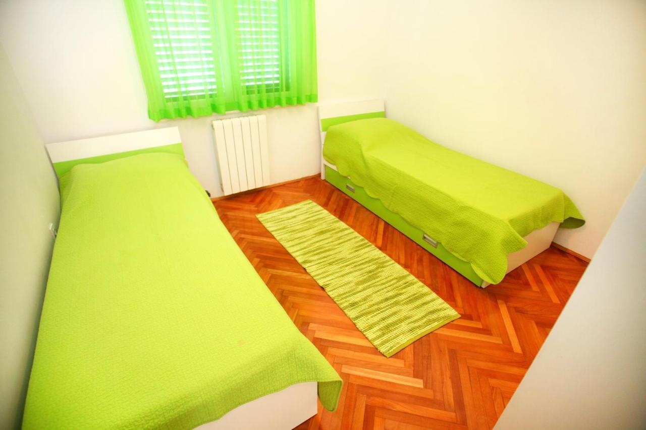 Apartments Nakir Слатине Стая снимка