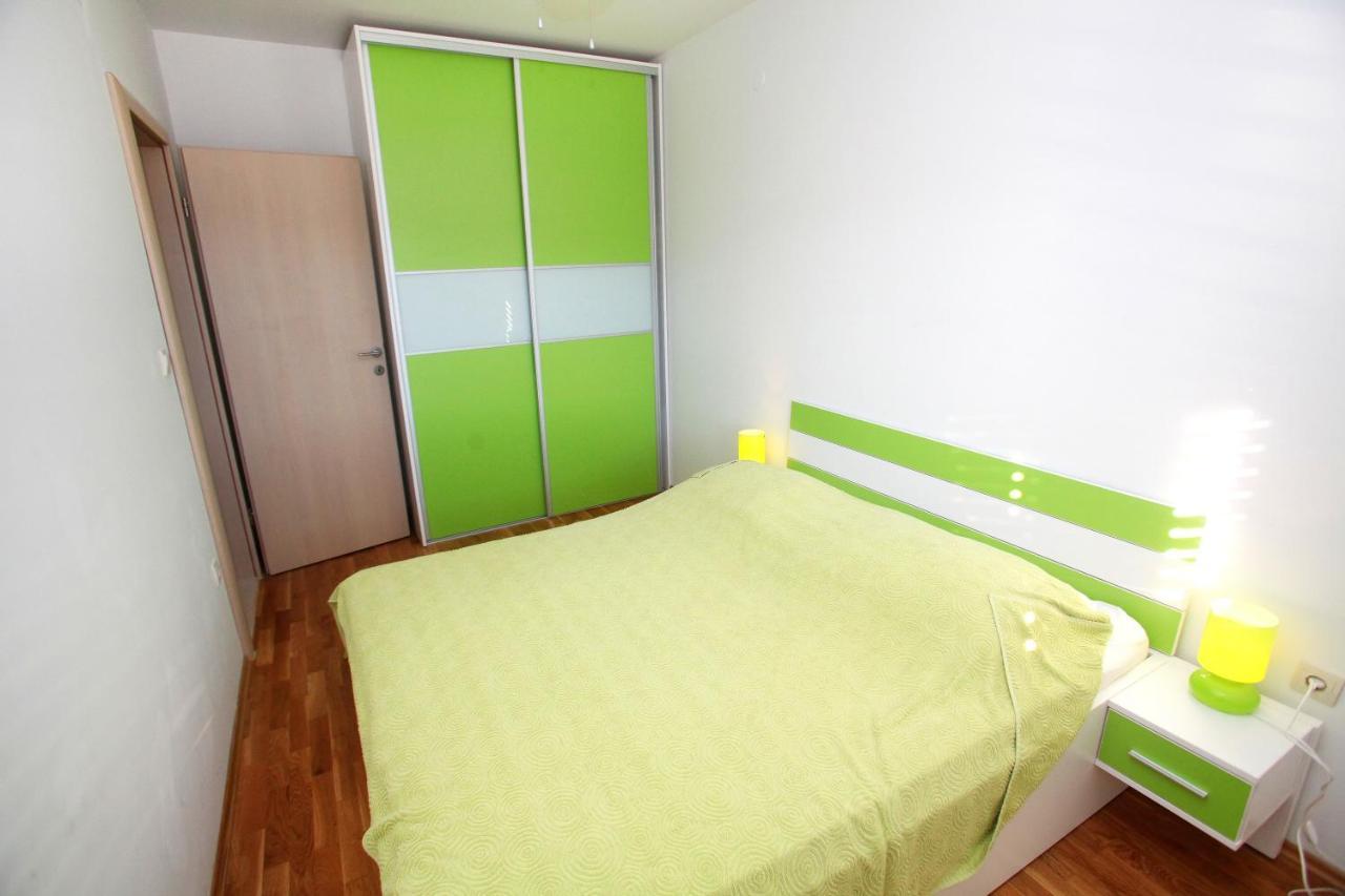 Apartments Nakir Слатине Стая снимка